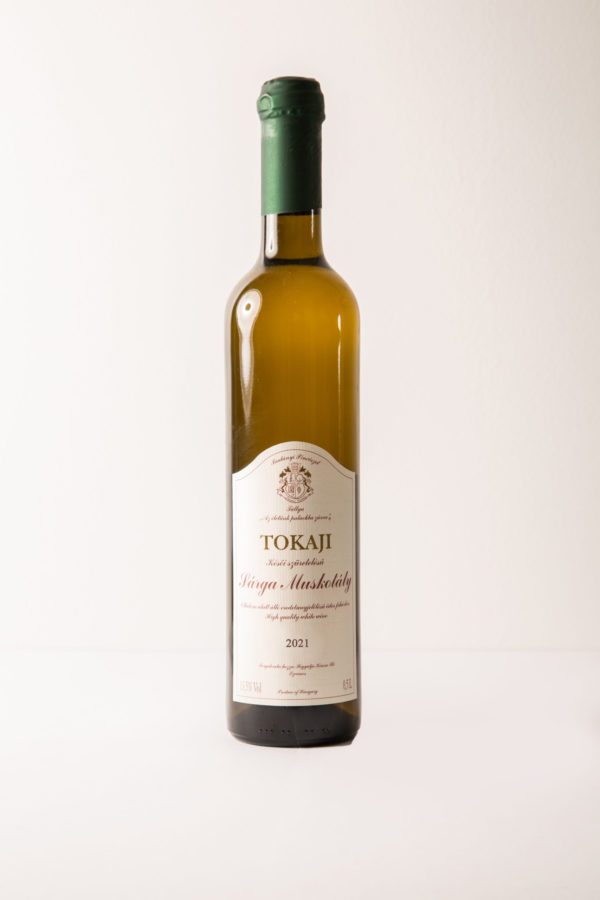 tokaji-wine-2021-late-yellow-muscat-scaled